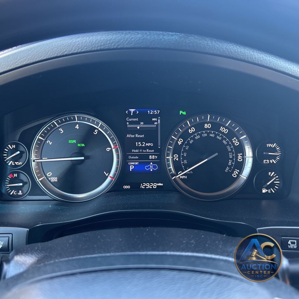 2021 Lexus LX 570 Three-Row