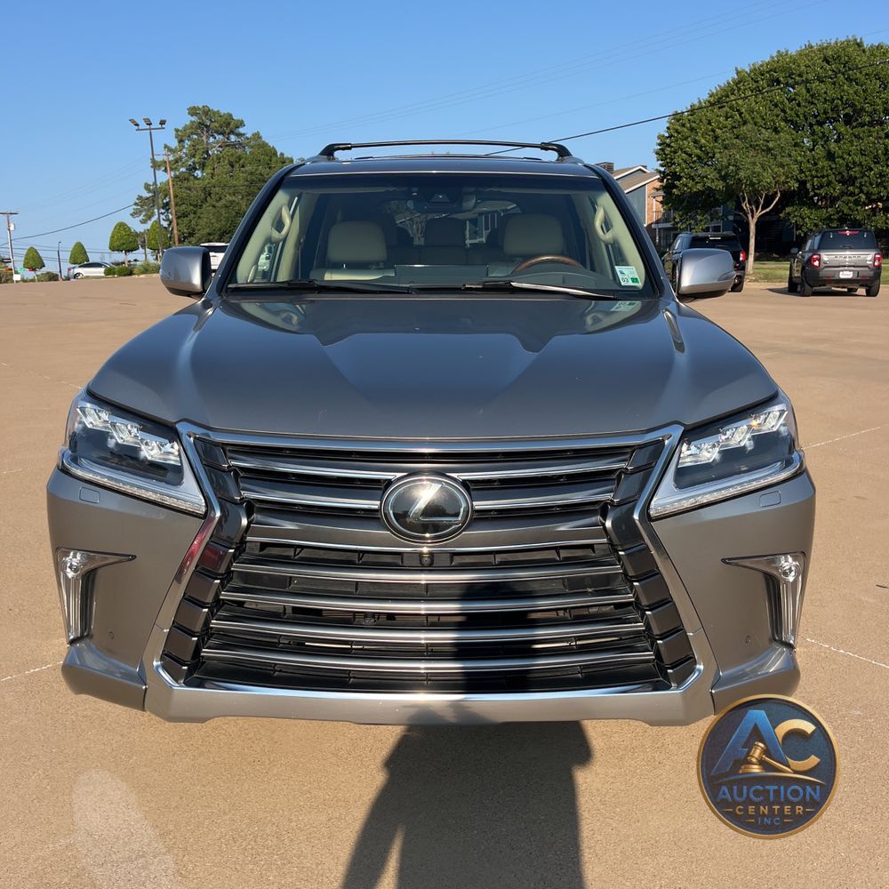 2020 Lexus LX 570 Three-Row