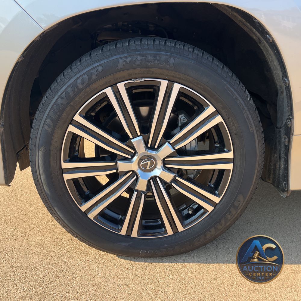 2020 Lexus LX 570 Three-Row