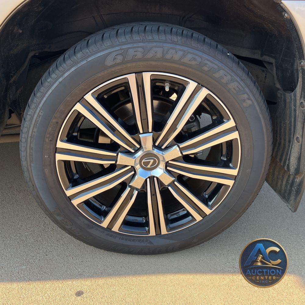 2020 Lexus LX 570 Three-Row