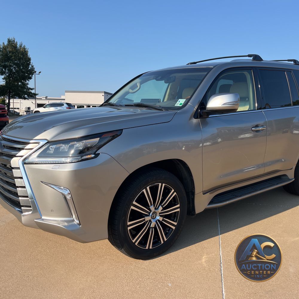2020 Lexus LX 570 Three-Row