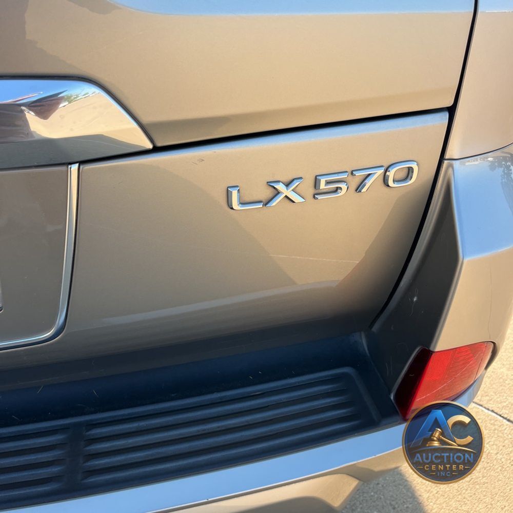 2020 Lexus LX 570 Three-Row