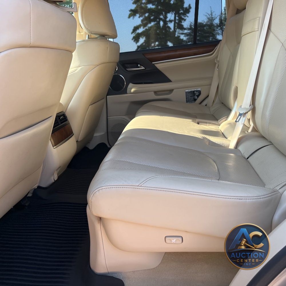 2020 Lexus LX 570 Three-Row