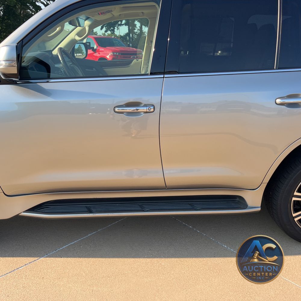 2020 Lexus LX 570 Three-Row