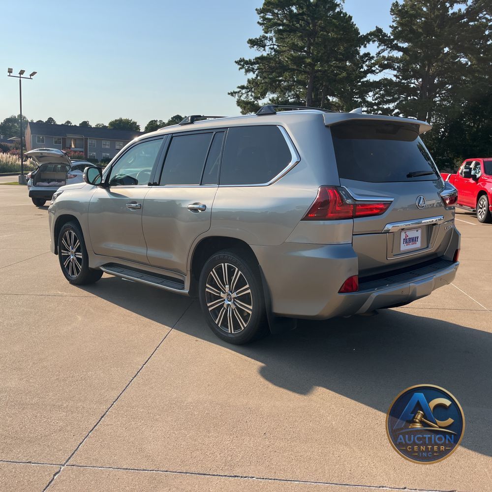 2020 Lexus LX 570 Three-Row