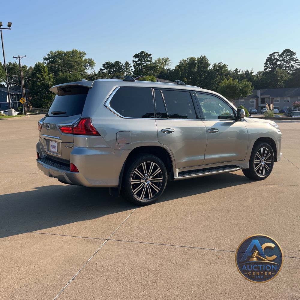 2020 Lexus LX 570 Three-Row