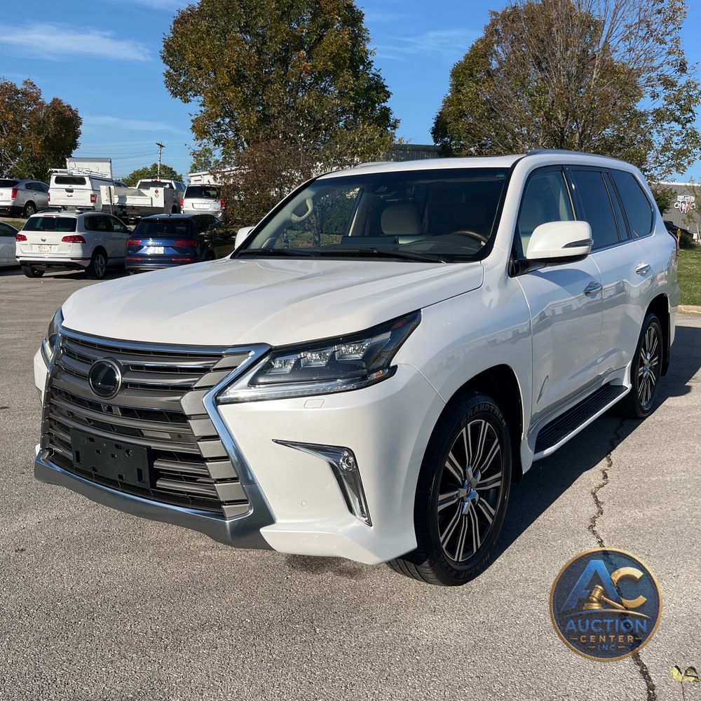 2021 Lexus LX 570 Three-Row