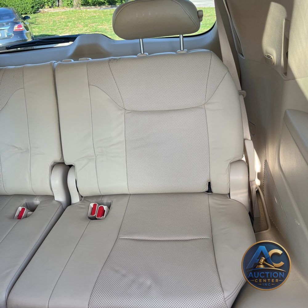 2021 Lexus LX 570 Three-Row