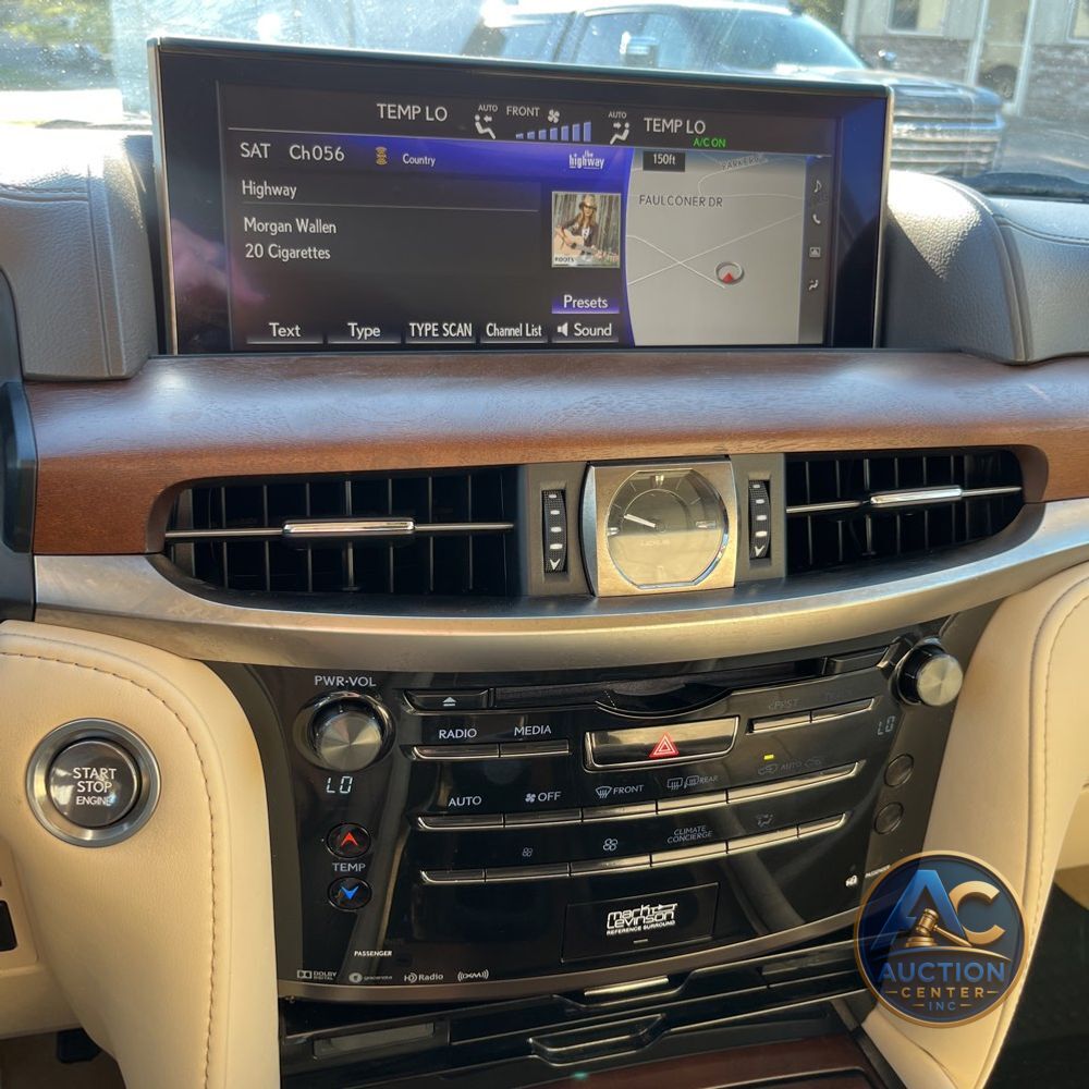 2021 Lexus LX 570 Three-Row