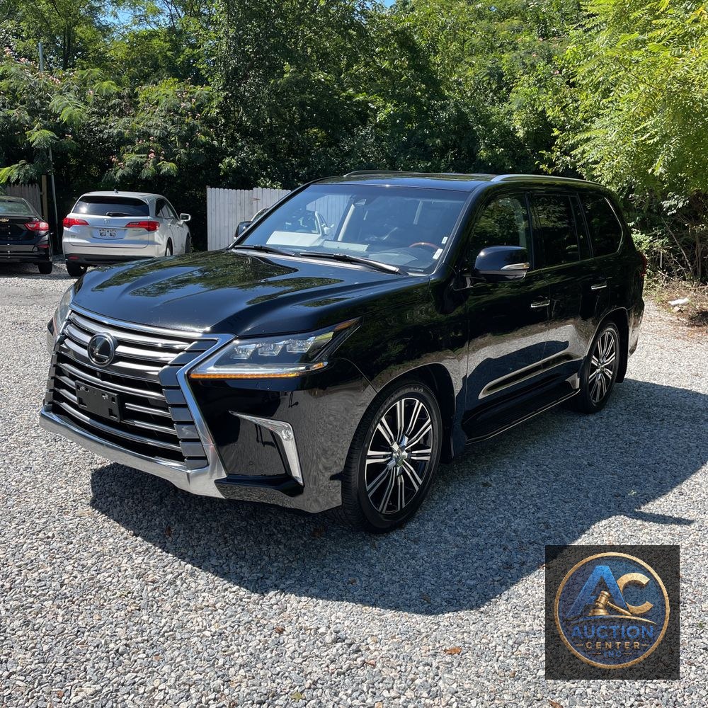 2021 Lexus LX 570 Three-Row