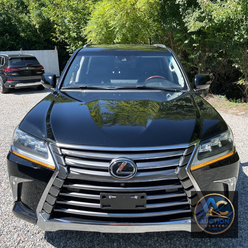 2021 Lexus LX 570 Three-Row