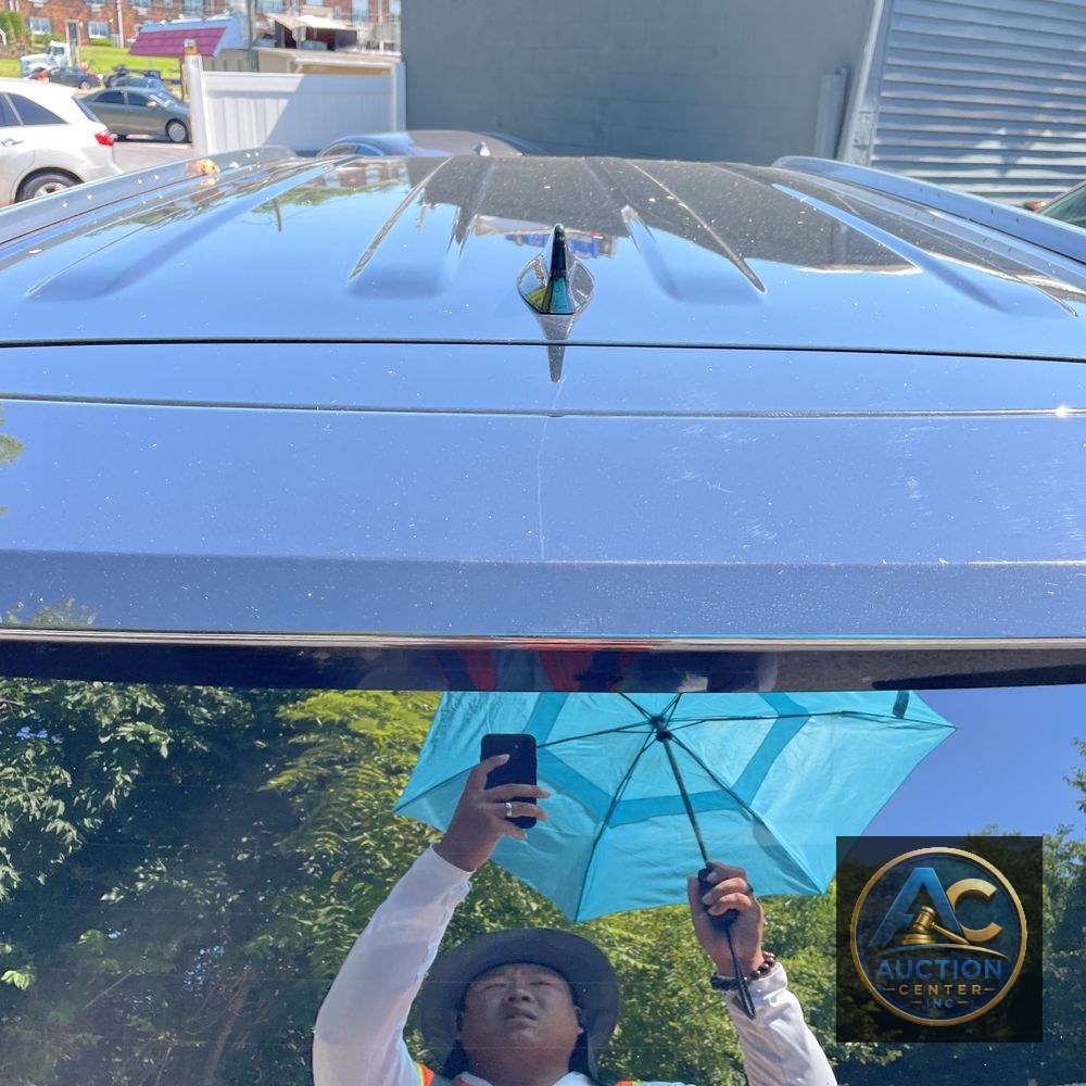 2021 Lexus LX 570 Three-Row
