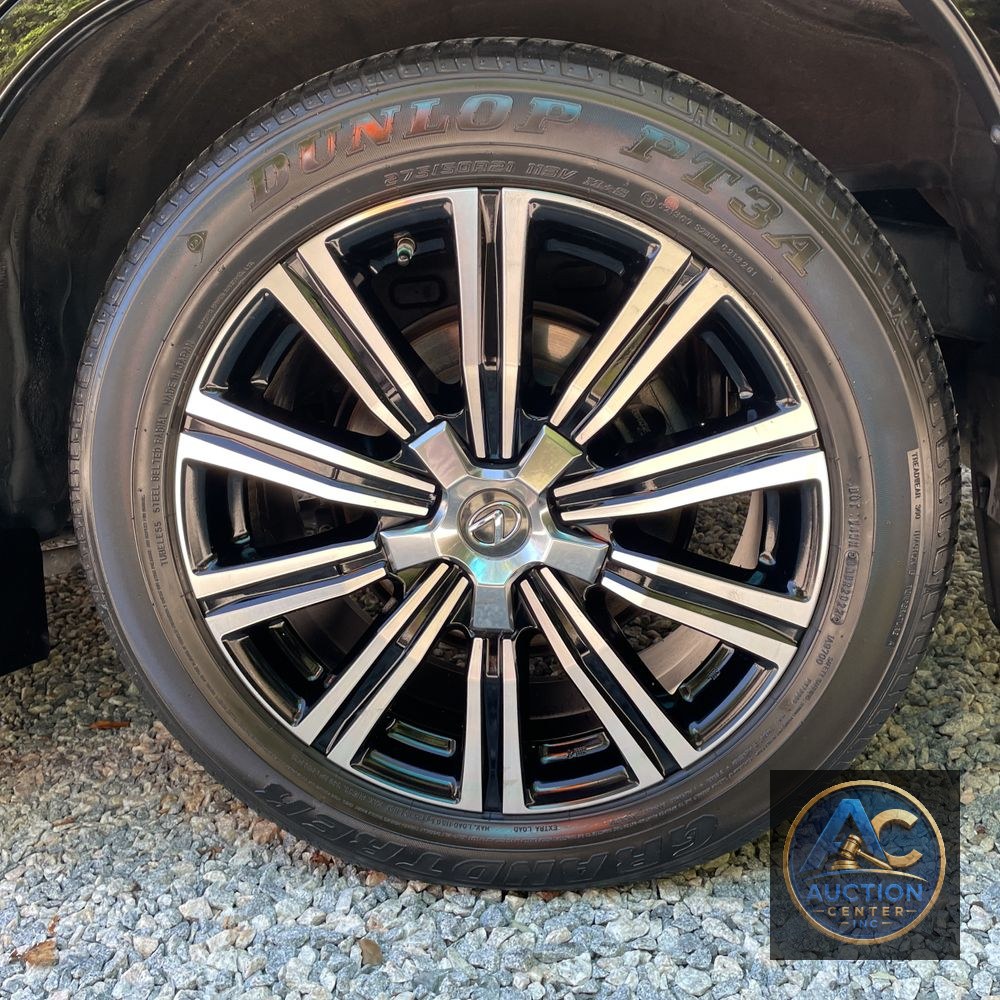 2021 Lexus LX 570 Three-Row