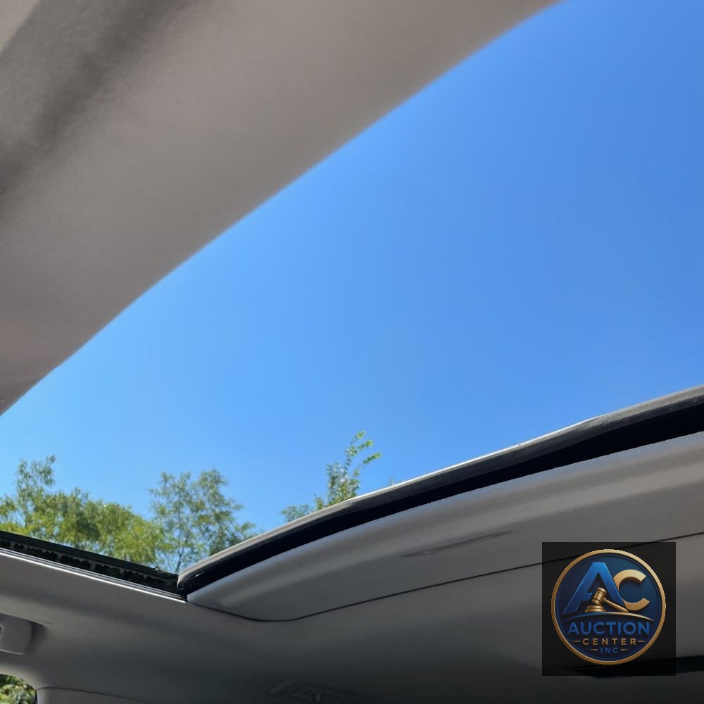 2021 Lexus LX 570 Three-Row