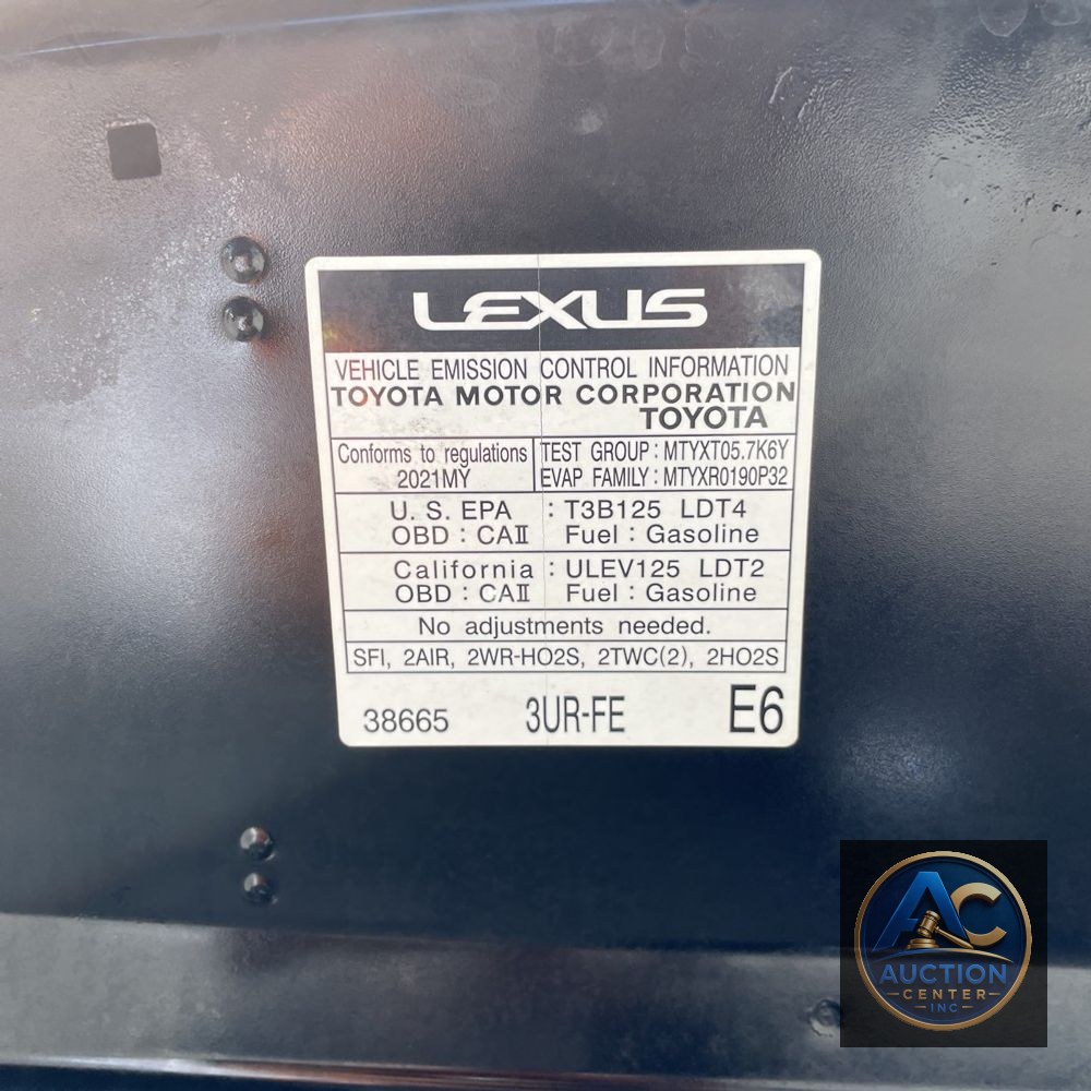 2021 Lexus LX 570 Three-Row