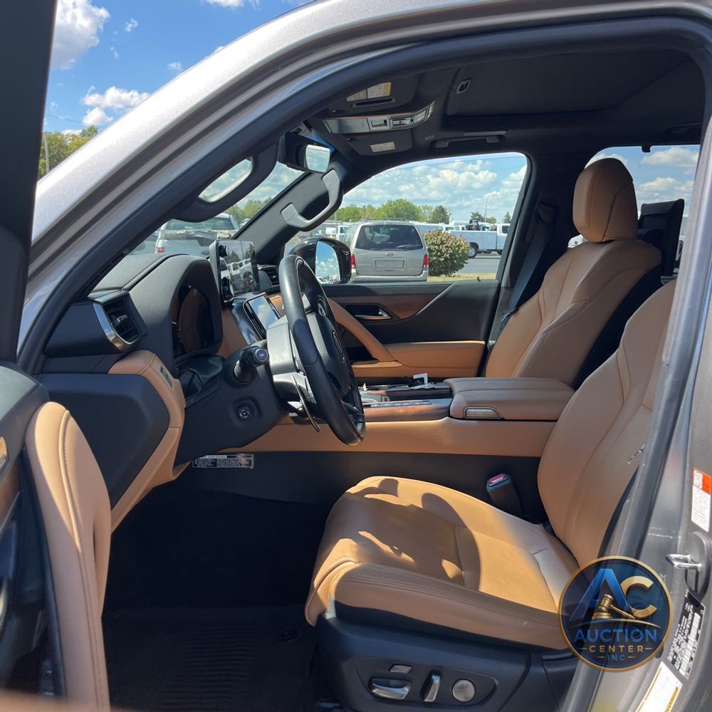 2023 Lexus LX 600 Luxury