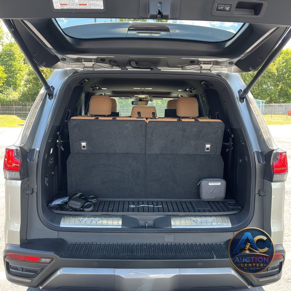 2023 Lexus LX 600 Luxury
