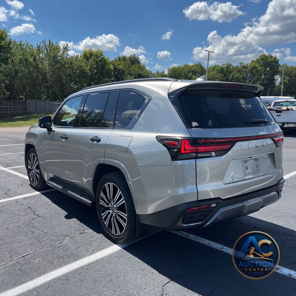 2023 Lexus LX 600 Luxury