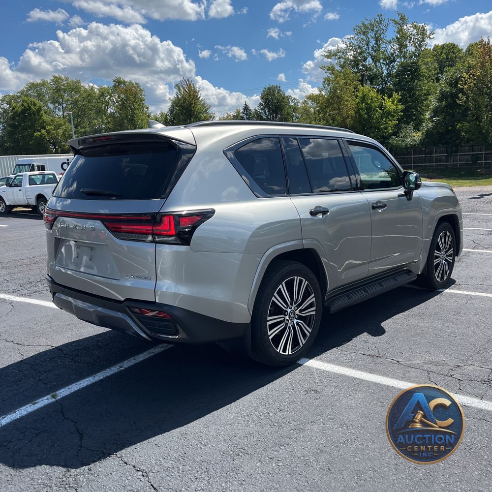 2023 Lexus LX 600 Luxury