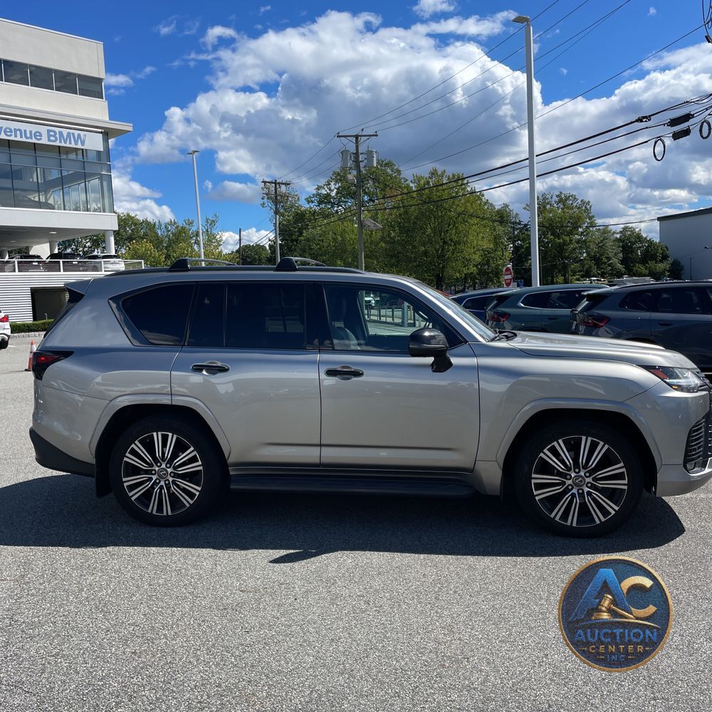 2023 Lexus LX 600 Luxury