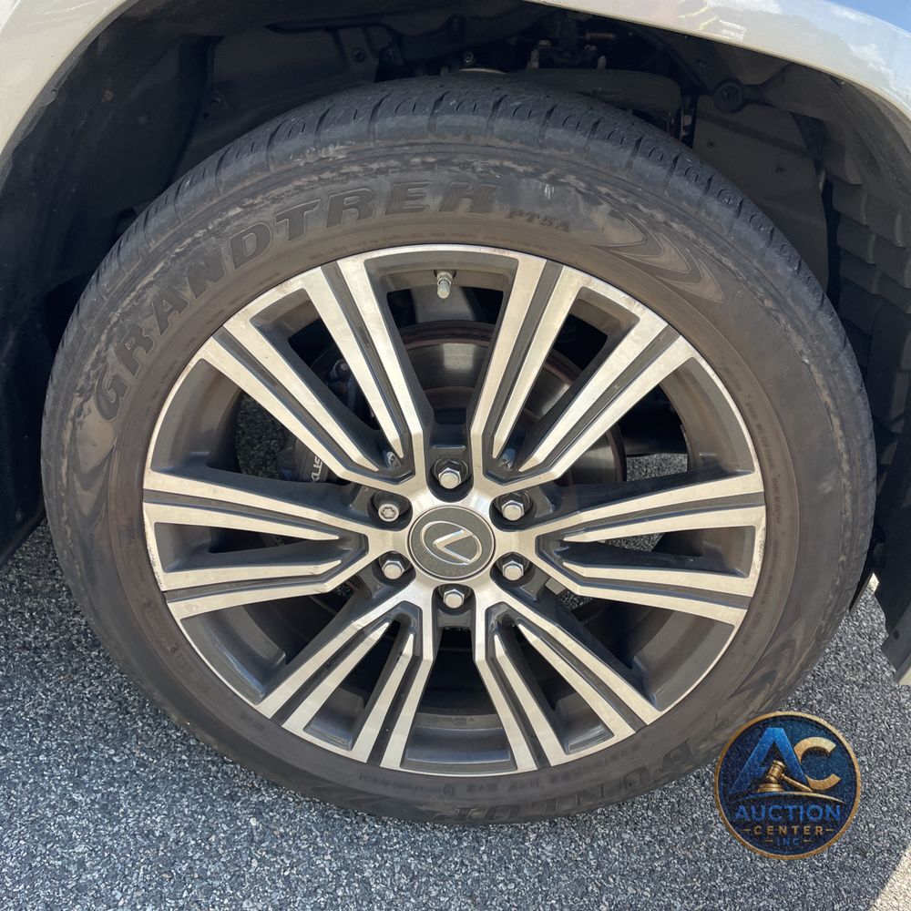 2023 Lexus LX 600 Luxury