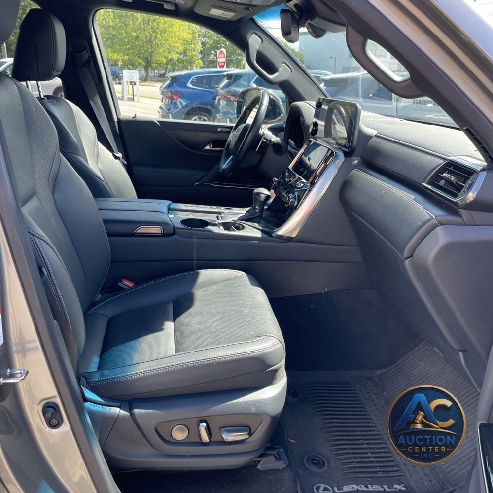 2023 Lexus LX 600 Luxury