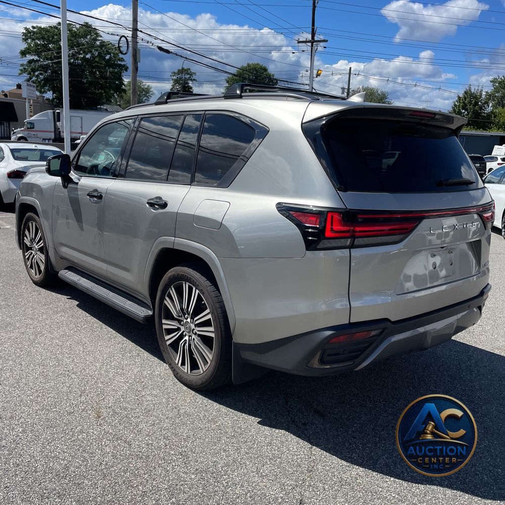 2023 Lexus LX 600 Luxury