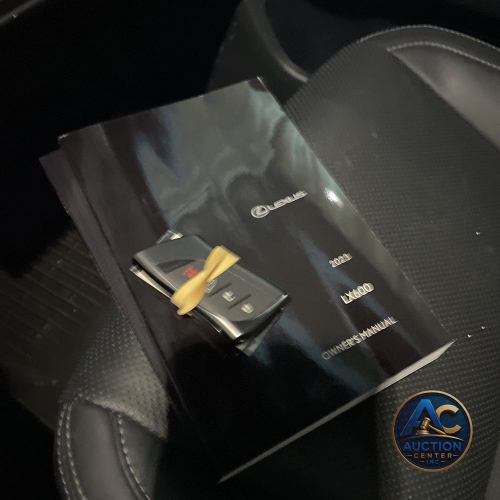 2023 Lexus LX 600 Luxury