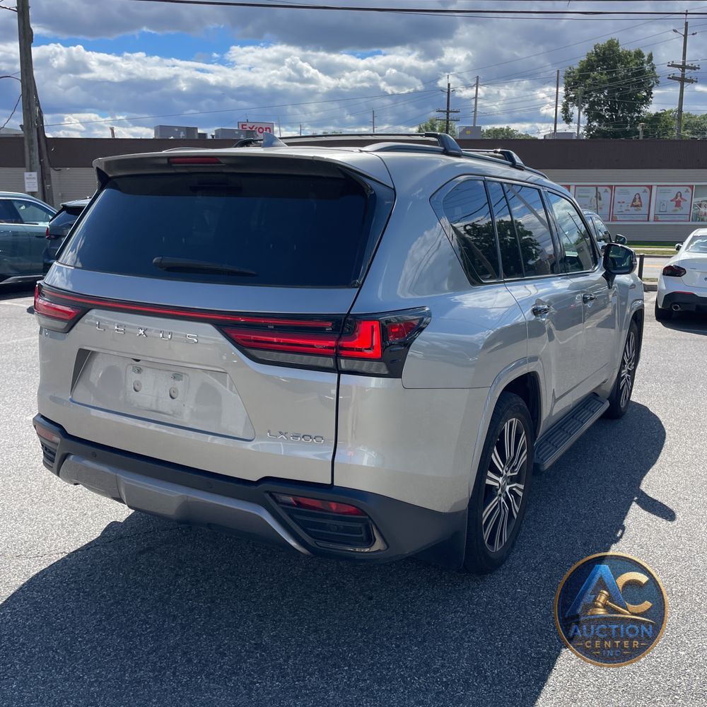 2023 Lexus LX 600 Luxury