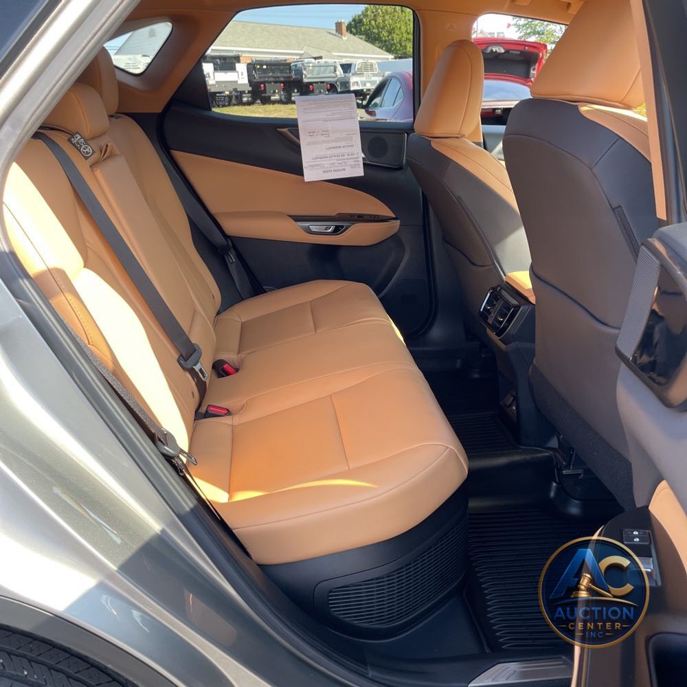 2024 Lexus NX 350h Premium