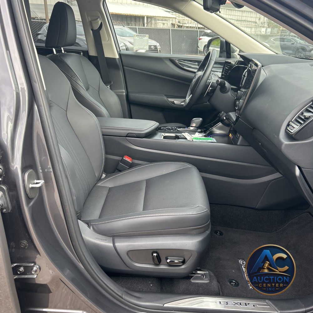 2025 Lexus NX 350h Premium