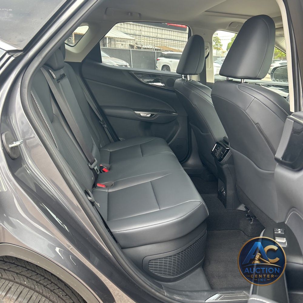 2025 Lexus NX 350h Premium