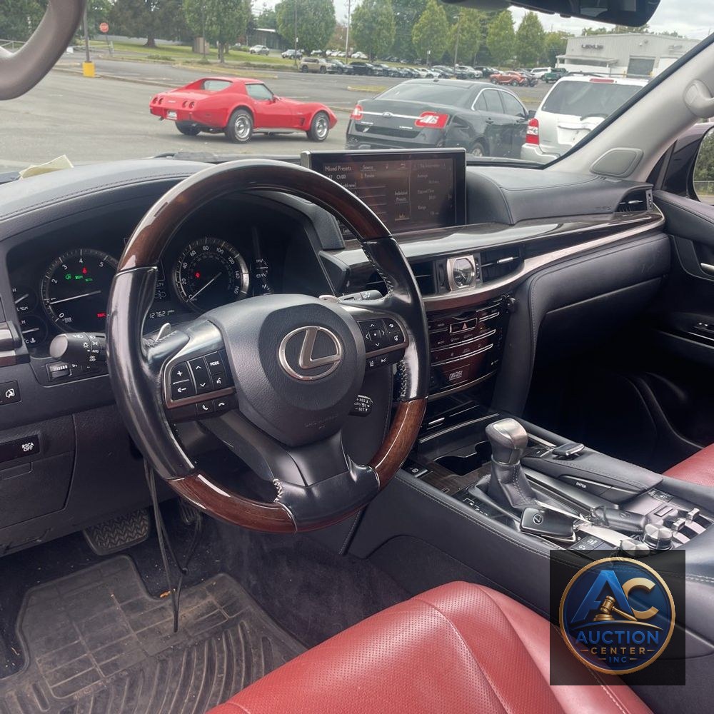 2017 Lexus LX 570 Base