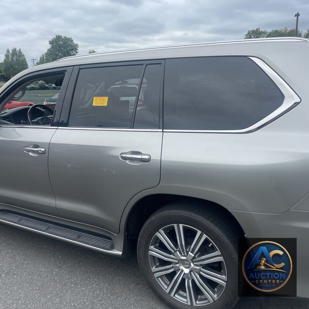 2017 Lexus LX 570 Base