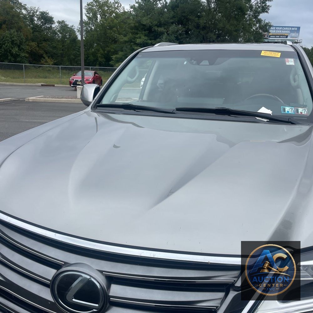 2017 Lexus LX 570 Base