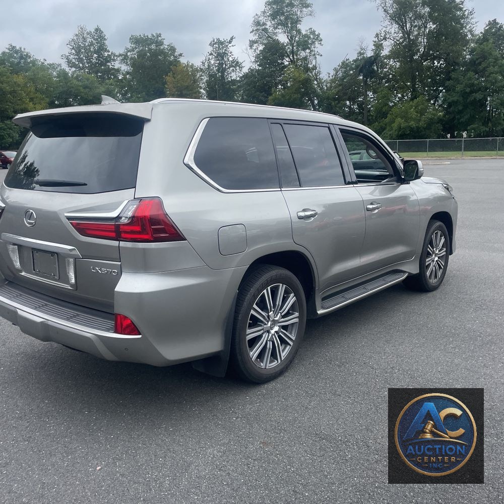 2017 Lexus LX 570 Base