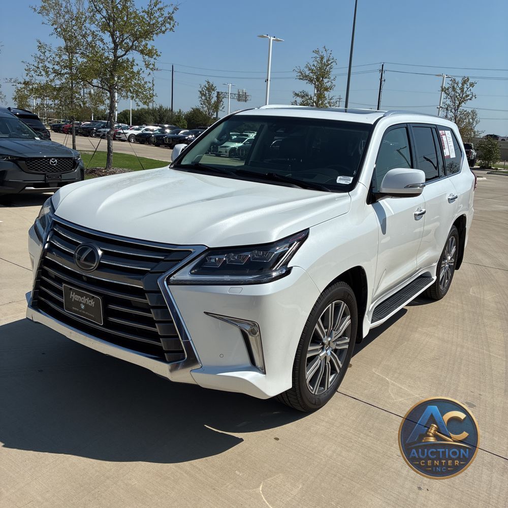 2018 Lexus LX 570 Three-Row