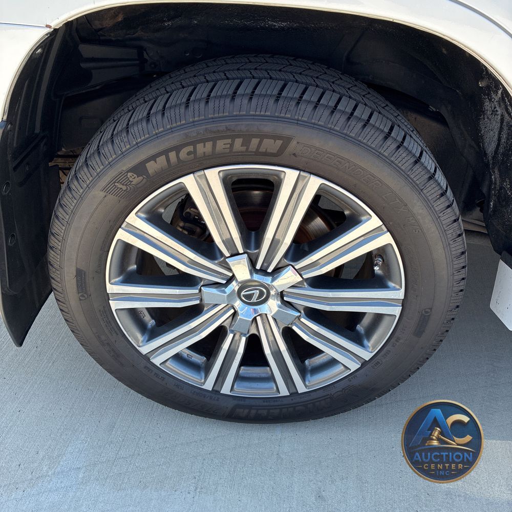2018 Lexus LX 570 Three-Row