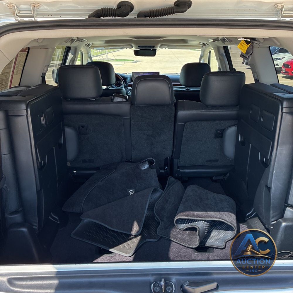 2018 Lexus LX 570 Three-Row