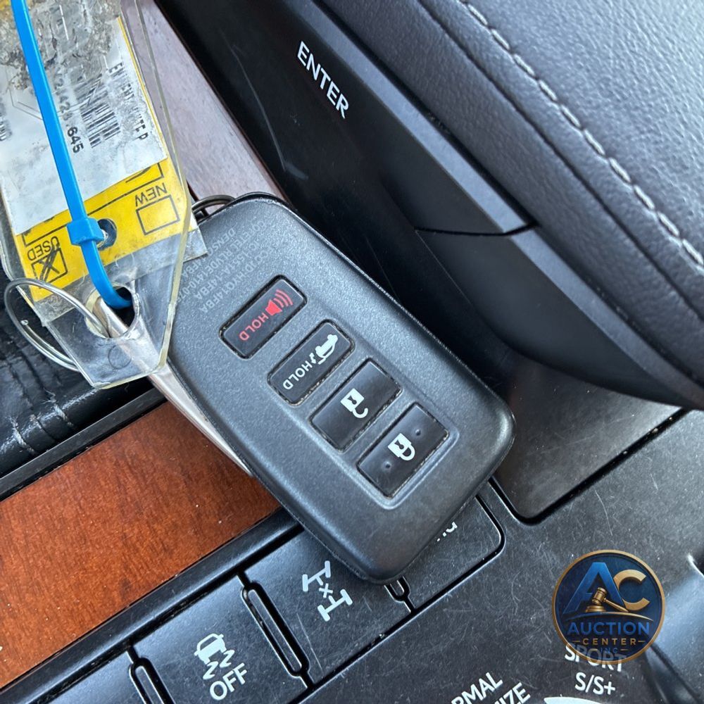 2018 Lexus LX 570 Three-Row