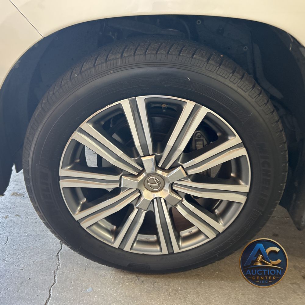 2017 Lexus LX 570 Base