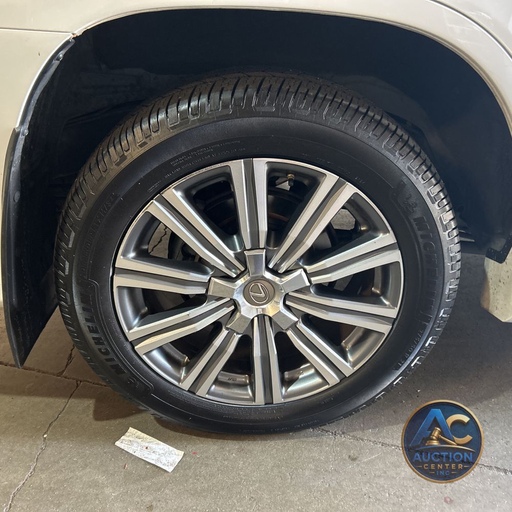 2017 Lexus LX 570 Base