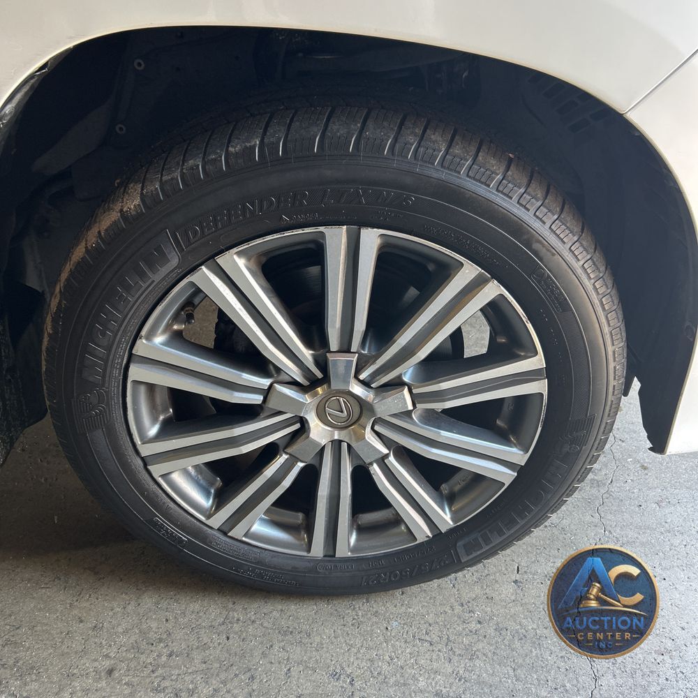 2017 Lexus LX 570 Base