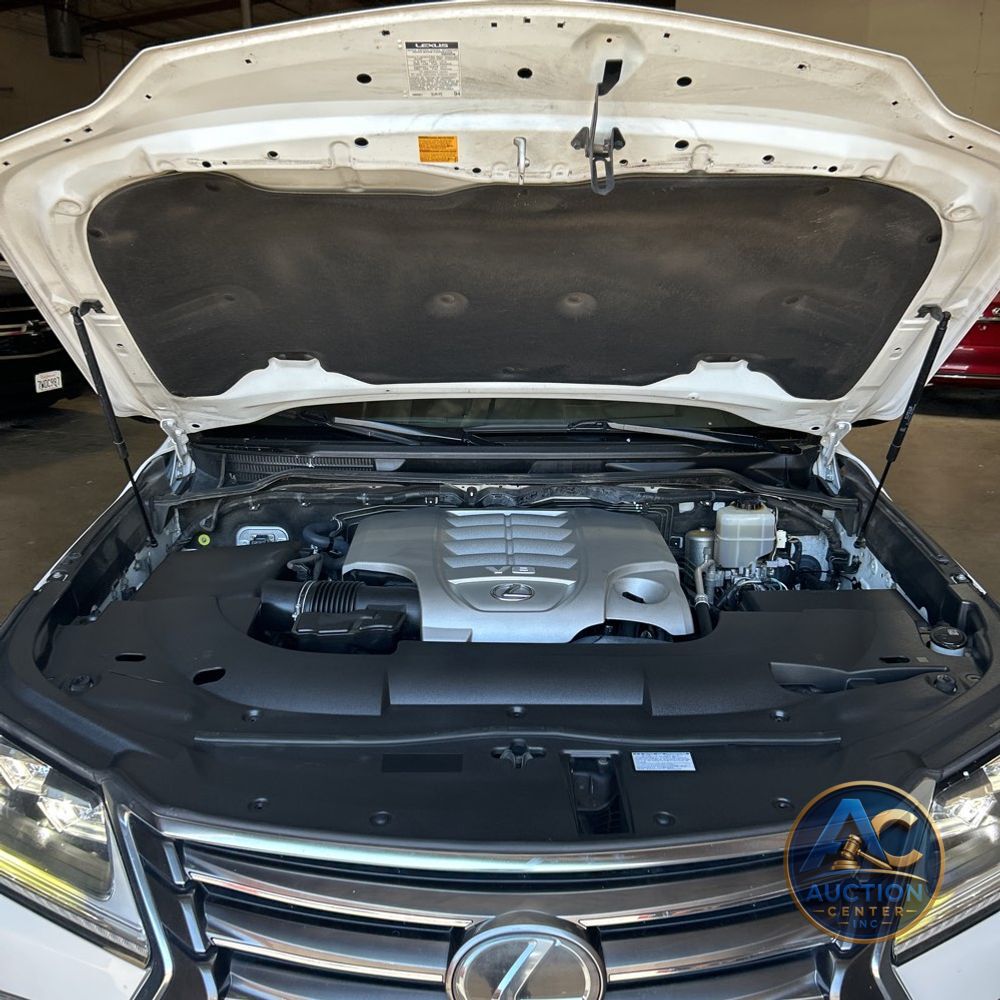 2017 Lexus LX 570 Base
