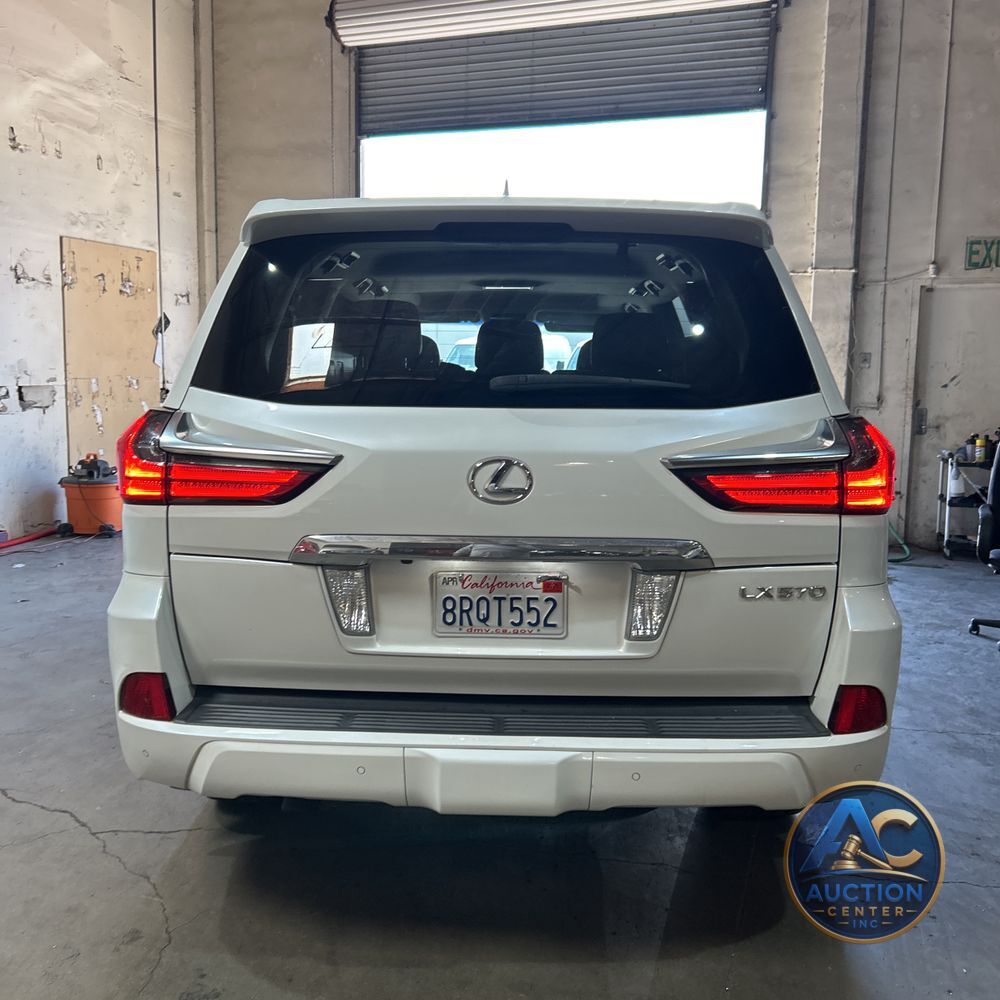 2017 Lexus LX 570 Base
