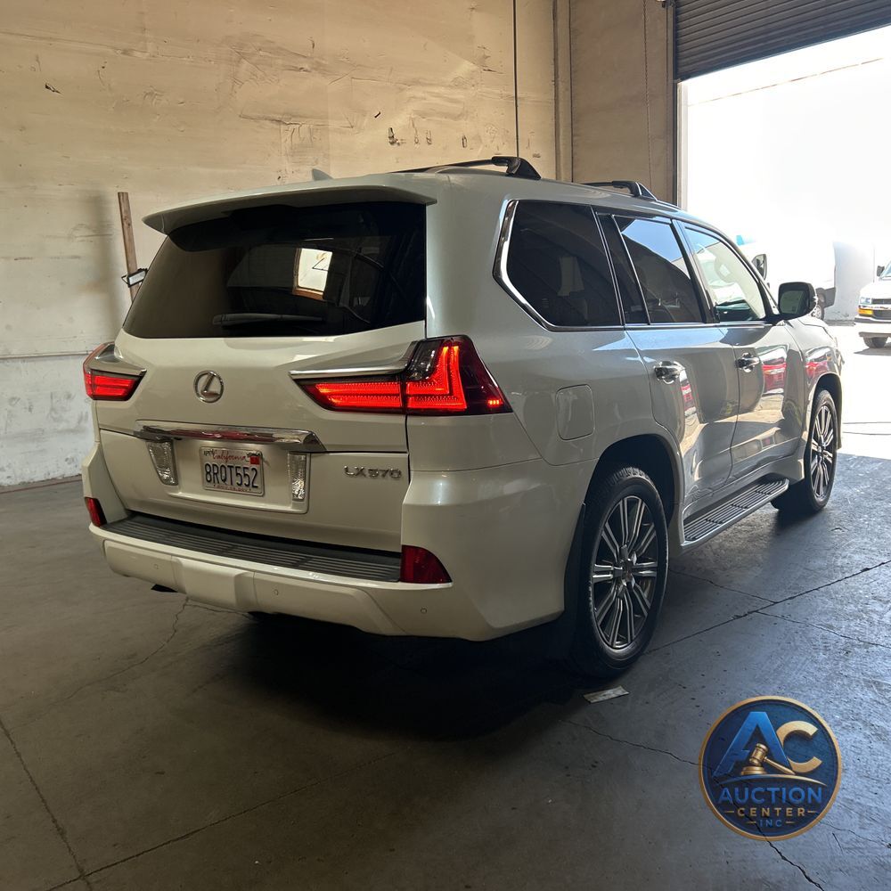 2017 Lexus LX 570 Base
