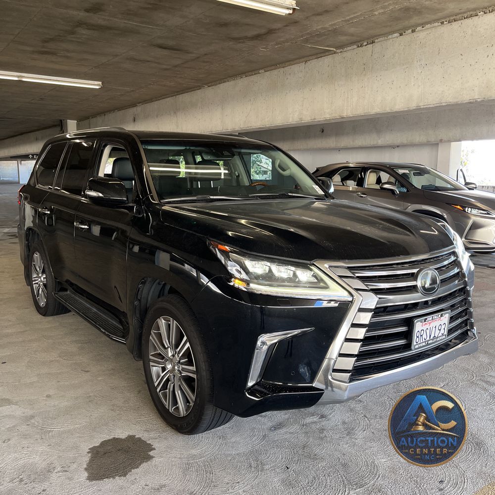 2017 Lexus LX 570 Base