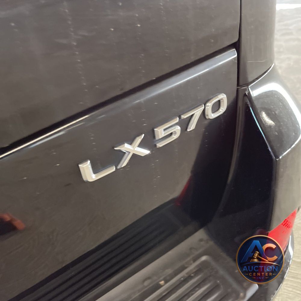 2017 Lexus LX 570 Base
