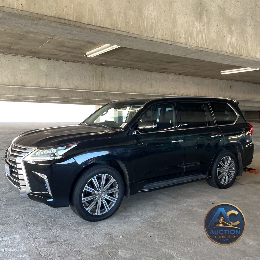 2017 Lexus LX 570 Base