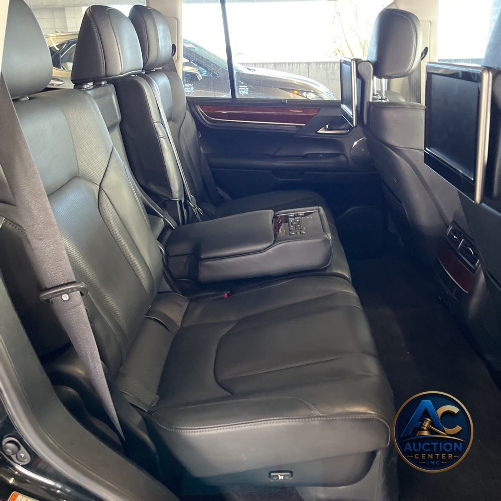 2017 Lexus LX 570 Base